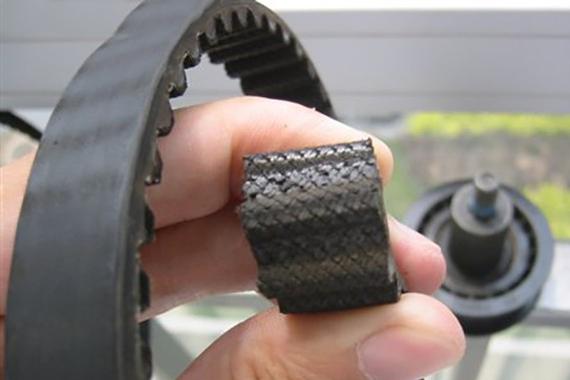 都说正时链条好，为何部分汽车用正时皮带