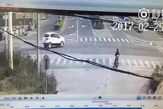 视频：超载+强行三蹦子被“一网打尽”