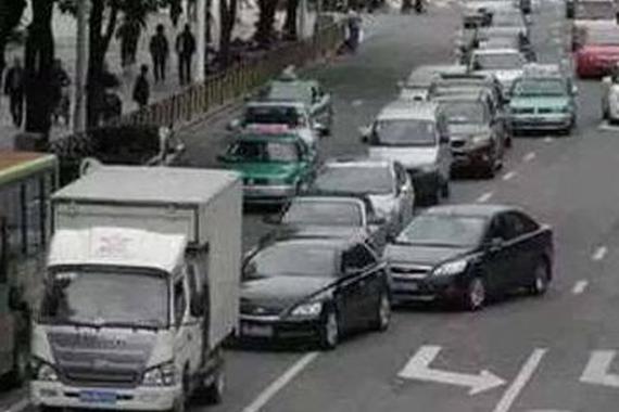 老司机教你三招对付那些可恶的加塞狗