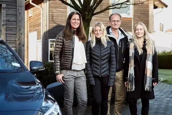 参与自动驾驶测试的“第一家庭”——瑞典人海因一家（The Hain family）