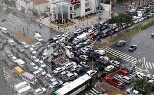 每日趣图|摩托:我的能量 你驾驭不住