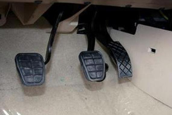 科目二怎样控制离合器？只要3步轻松搞定！