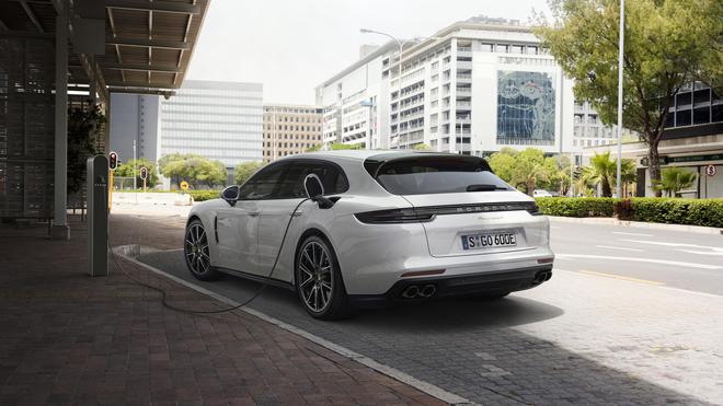 Panamera 4 E-Hybrid Sport Turismo