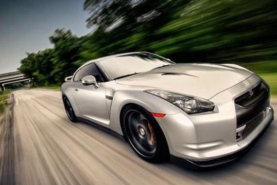 汽车带档滑行省油还是空档滑行省油？