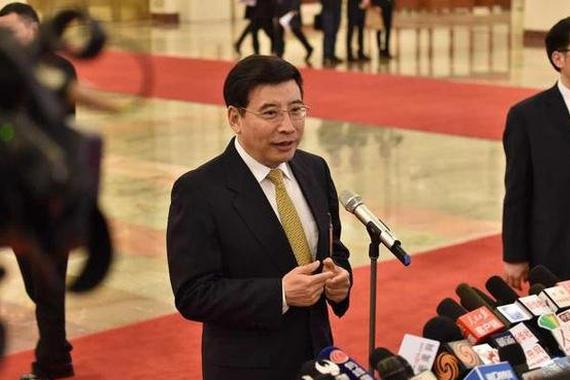 工信部部长苗圩：对新能源汽车骗补行为“零容忍”