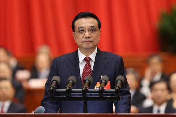李克强：推广清洁能源汽车 部分地区实行国六标准