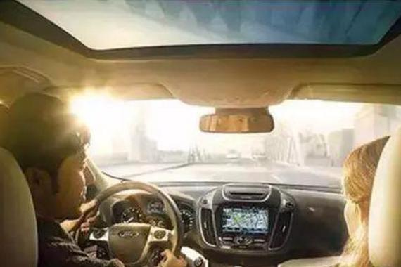 10万出头就有全景天窗 别傻傻花万把块加装