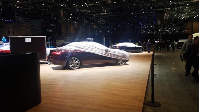 2017日内瓦车展探馆:全新E级敞篷版