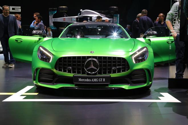 2017日内瓦车展:梅赛德斯-AMG GT R亮相
