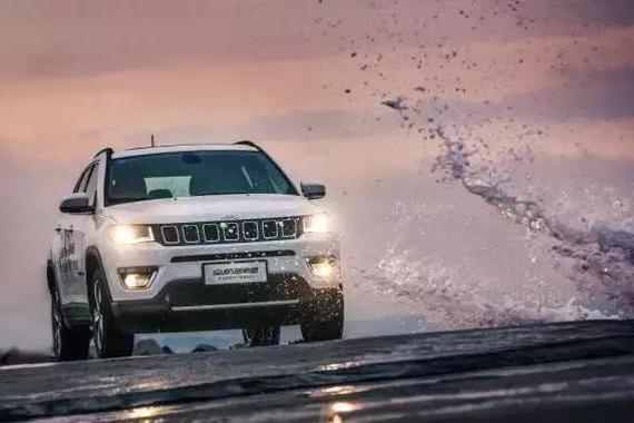 听说这款车上市后成了全民公敌