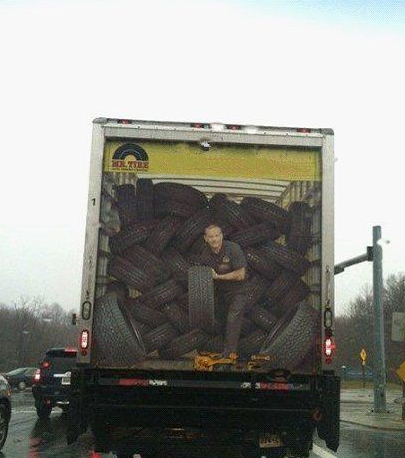 跟在后面很容易分神啊