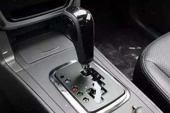 如果你习惯这样开车，请注意自动变速箱！