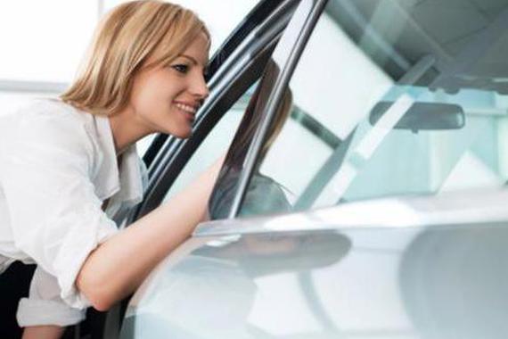 新车味道令人着迷？美国环保局发出警告