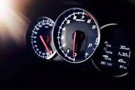 车冷启动声音特别大，什么原因？