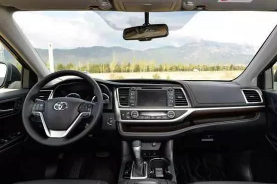 SUV中控设计比拼 标致4008怼哭福特锐界