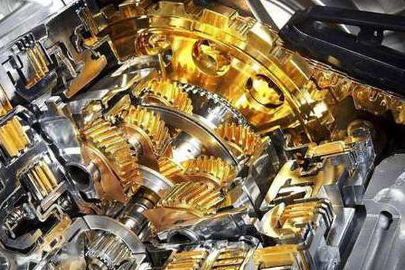 开了这么多年车 你会选择机油么？