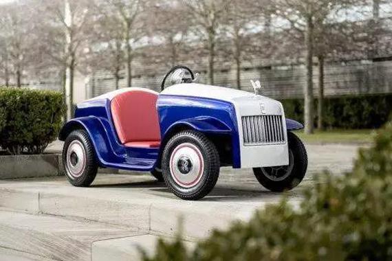 花400小时造了辆莱斯莱斯，却不能上路