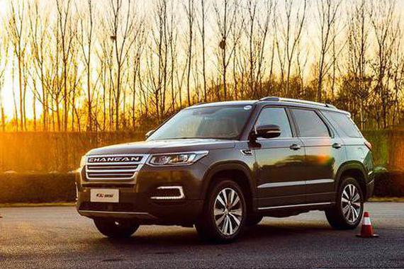 烂路一样玩得转 越野体验长安CS95