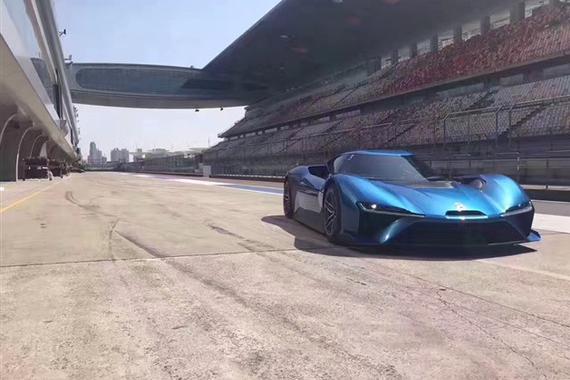 蔚来汽车EP9创上海赛车场单圈记录