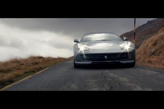 Kimi-莱科宁试驾法拉利GTC4 Lusso T