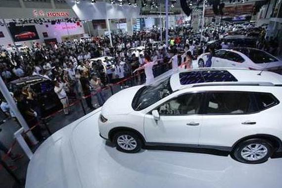 买车时要加价，还有那么多人“抢着买”？