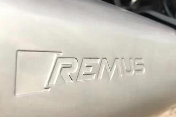 奥迪Q7升级奥地利REMUS排气