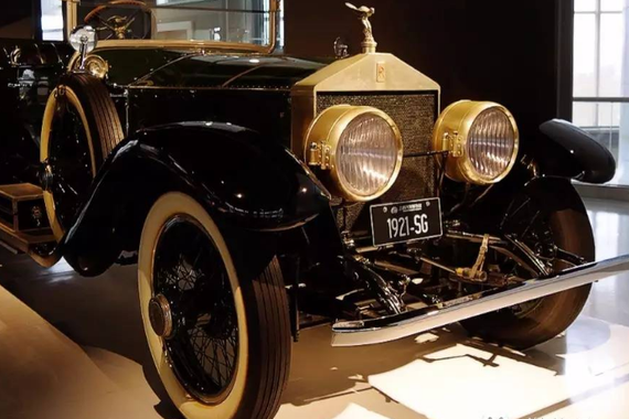 上海汽车博物馆有多少辆“世界之最”？