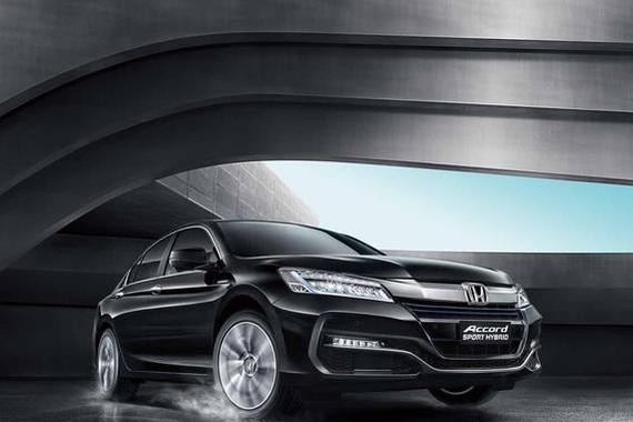 35岁之前还没开上这些车？混得一般