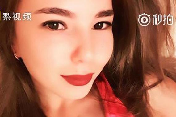 视频：22岁女主播开车直播！发生车祸身亡