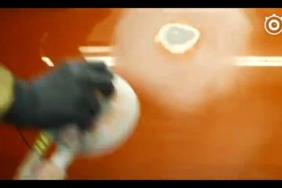 不看不知道 原来4S店这样给汽车补漆的