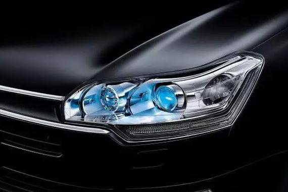 更换氙气大灯真的就像换灯泡？