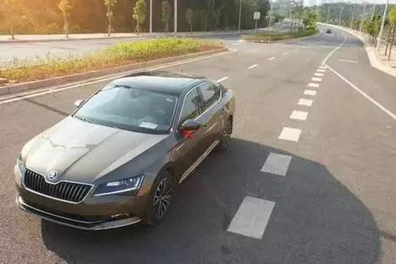 这款德系轿车出自MQB，降价没有人看的上？