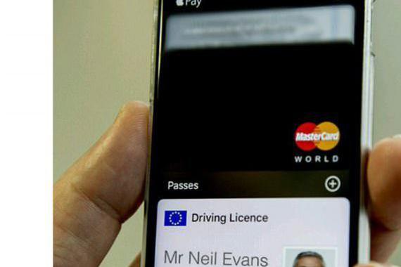 英国将使用电子驾照 查驾照只需掏手机