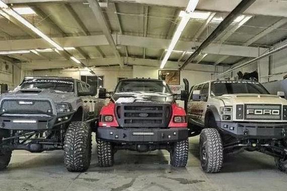 价值1000万皮卡，1层楼高！