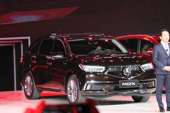 新款MDX已经于3月底国内亮相，新车将上海车展上正式公布售价。
