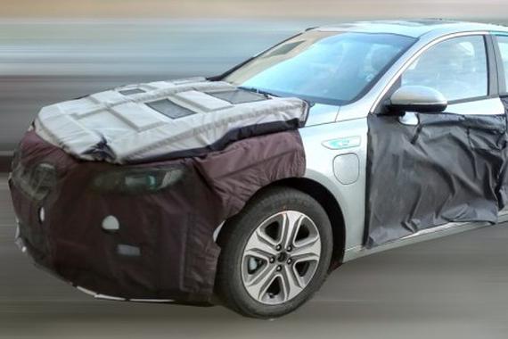 起亚K5国产混动版谍照曝光！8月份投产