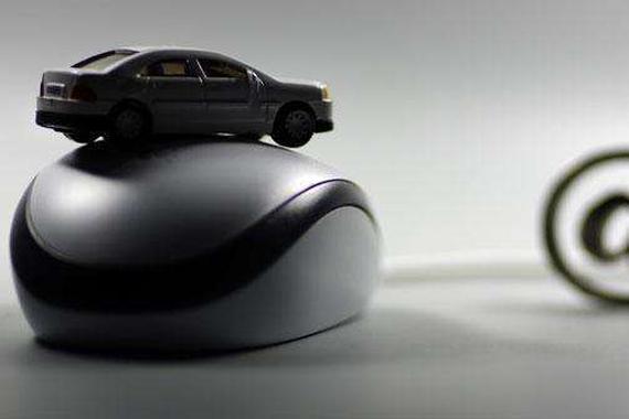 中国车主“人傻钱多”遭区别对待