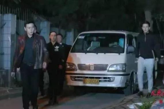 《人民的名义》只反腐吗 人家的车有玄机！