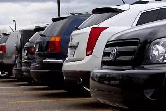 北京违停双处罚 理解了停车难才好治停车乱