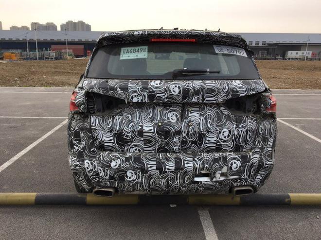 华晨中华V7最新谍照 或亮相上海车展