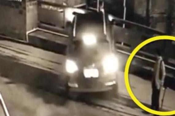 男子淡定指挥，女司机驾新Q7坠桥