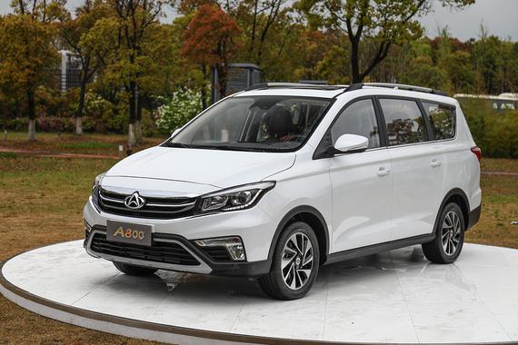 适合全家出行 长安欧尚A800