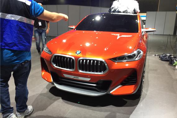 2017上海车展探馆：宝马X2概念车