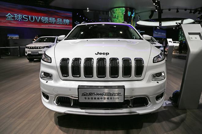 2017上海车展探馆：2017款Jeep自由光