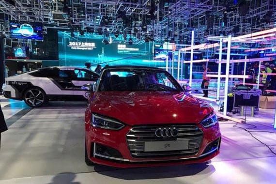 全新奥迪S5敞篷版上海车展探馆实拍