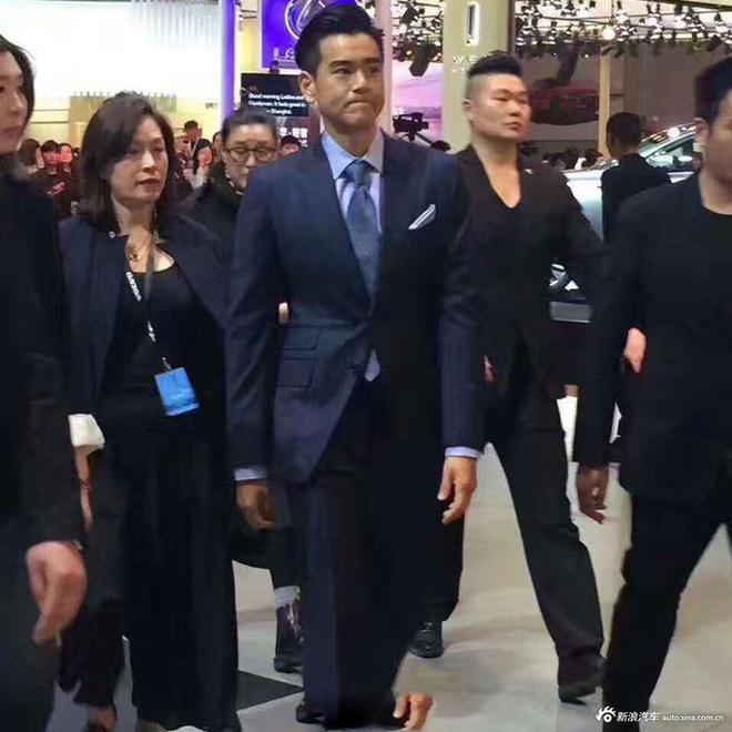 上海车展大爆料:王思聪986万买了什么车?