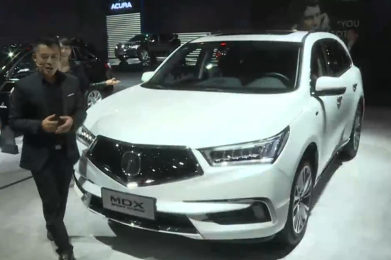 视频:上海车展之全面解析MDX内饰和空间