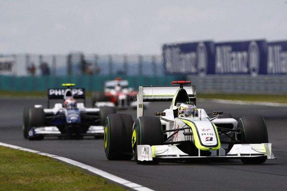 已成绝唱的V10天籁，那些F1场上的V10荣光