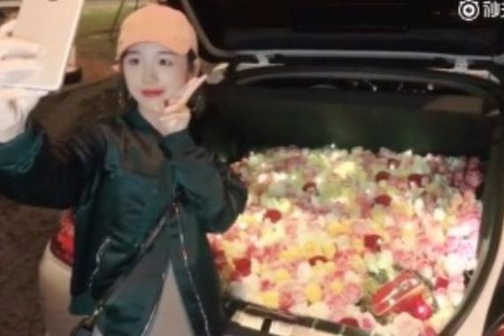 视频：汽车后备箱的秘密征服每一个女人！