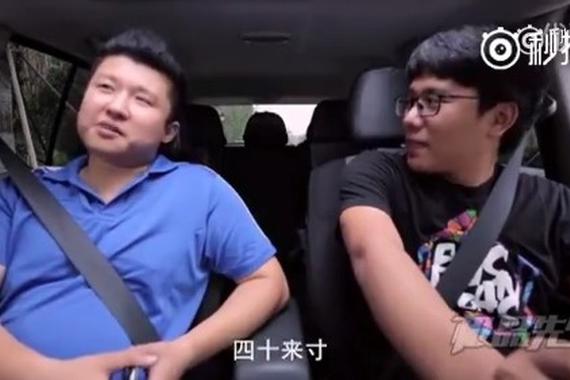 视频：驾校教练收礼！女学员送的却不要